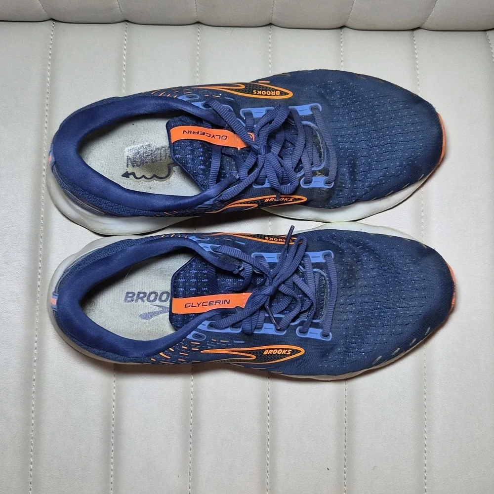 Men's Athletic Running Shoes - Navy with Orange Accents 10.5